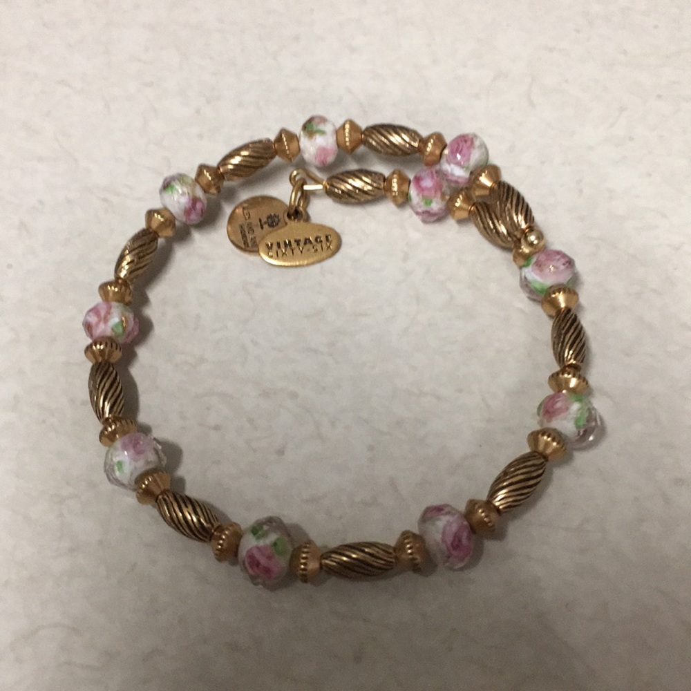 Vintage collection - Alex and Ani